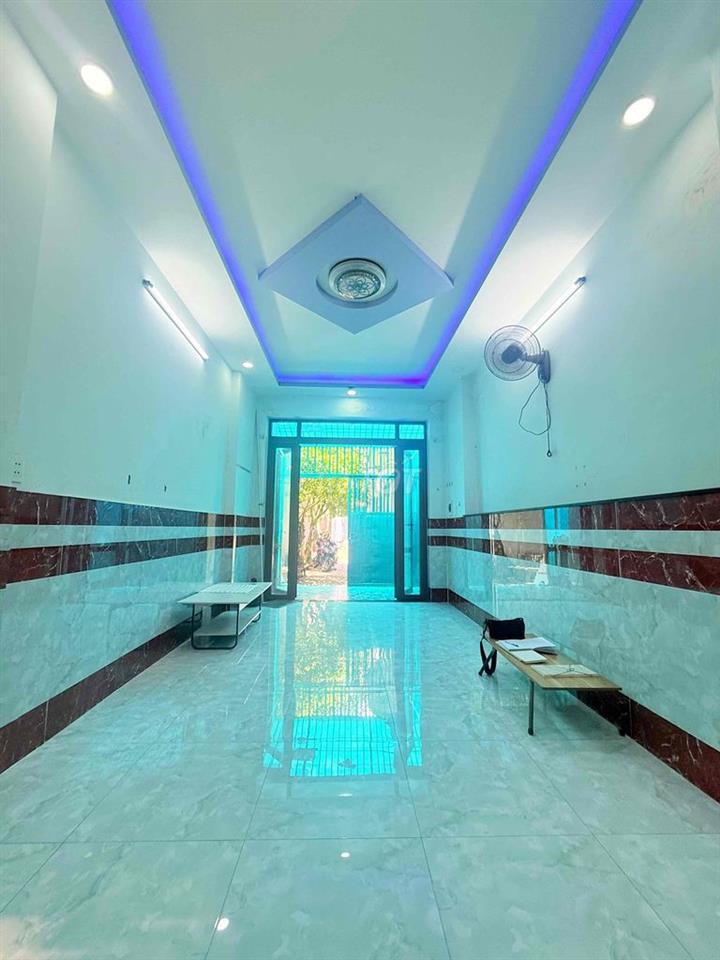 Bán nhà 2 Tầng BTCT Tô Ký, CVPM Quang Trung, NỞ HẬU, 54m, Giá 3.79 Tỷ