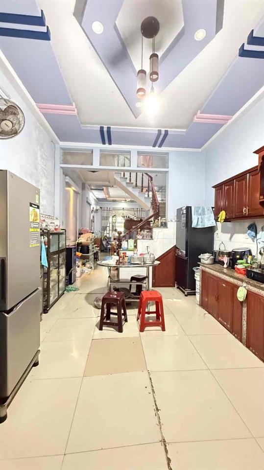 Bán nhà Hẻm Xe Tải, Huỳnh Thị Hai, 3 Tầng BTCT, 95m2, 7PN, Giá 5 Tỷ