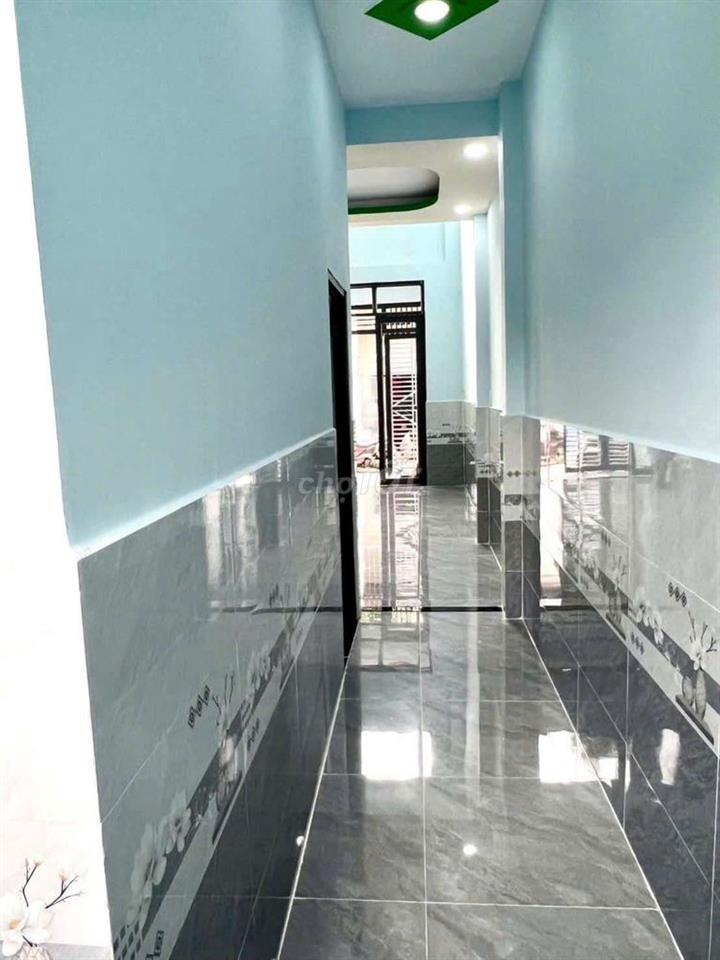 tôi chính chủ cần bán nhà gấp sdc khu vực tô ký chợ bắp