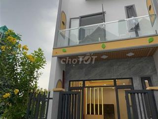 bán gấp căn nhà mặt tiền hẻm 645tr