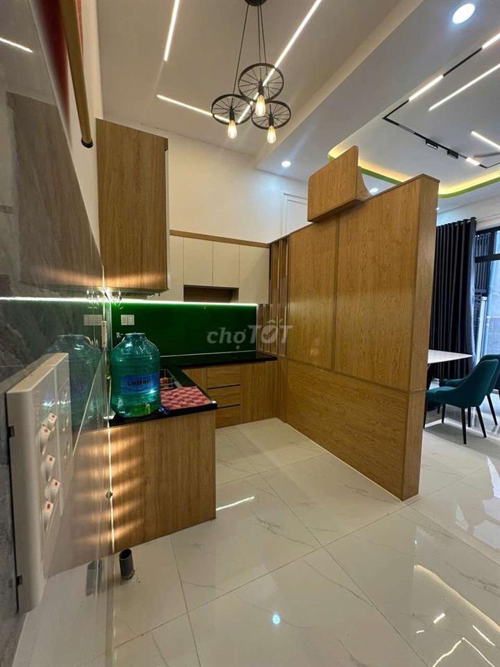 Nhà mặt tiền hẻm ô tô 5m giá chỉ 565tr