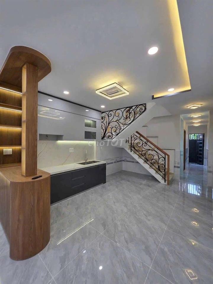 Nhà 1 Lầu 4x20m Shr, MT Nhựa 10M Thông Cách Tô Ký 150m.