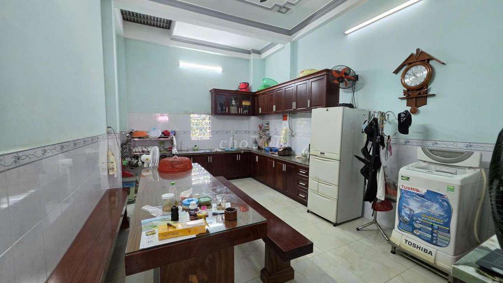 Nhà 1 Lầu Đẹp 4x25m Shr, Hẻm Ô Tô Gần Chợ Đại Hải PHAN VĂN HỚN.