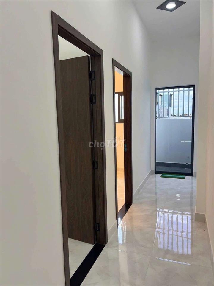 Nhà 1 Lầu Đẹp 5x20m Shr, MT XTT 27 - KD Buôn Bán Tốt Gần Phan Văn Hớn