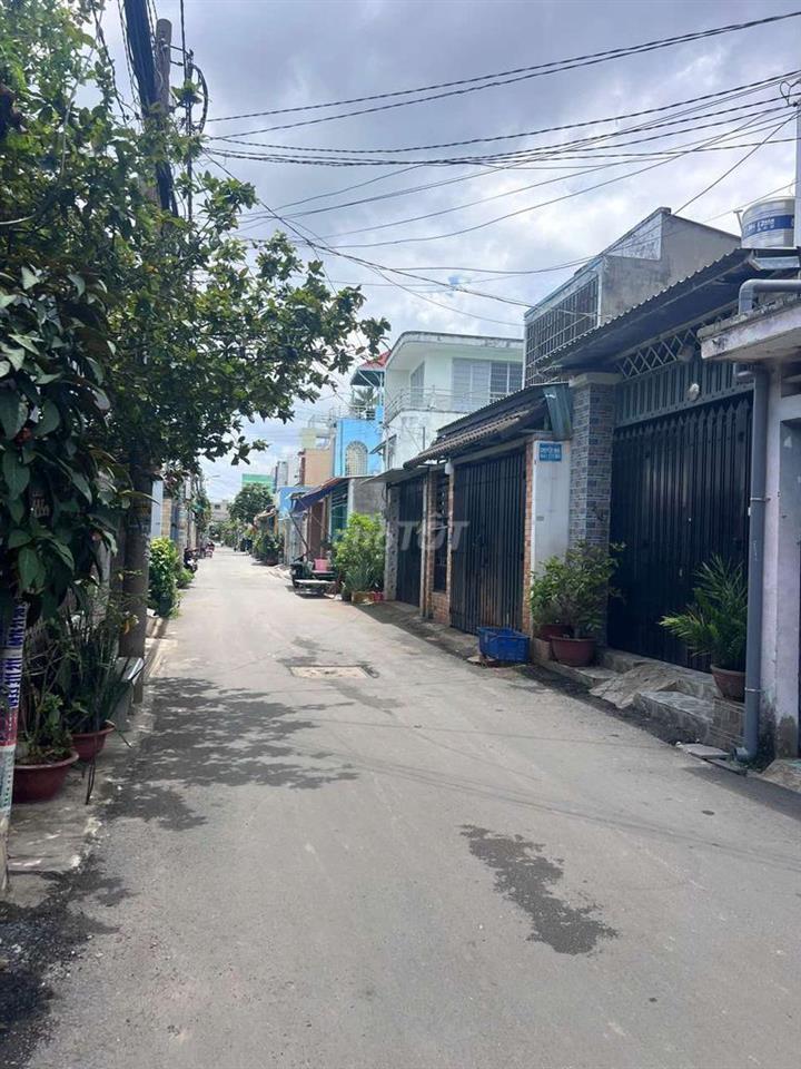 Nhà Cấp 4 MT Đg Nhựa 5M Thông Gần Nhà Thờ Tân Mỹ Chợ Đầu Mối Bà Điểm.