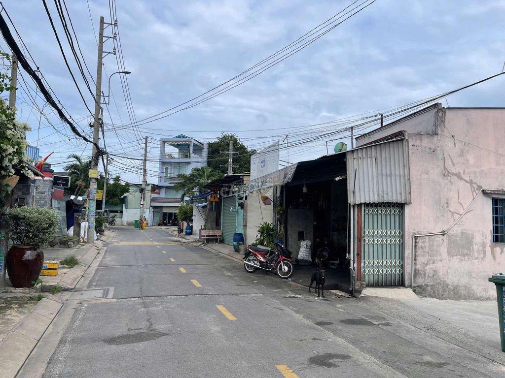 Bán Gấp Đất Góc 2MT Nhựa 8m KD Buôn Bán Làm VP Cty Đều Đc, Tân Xuân HM