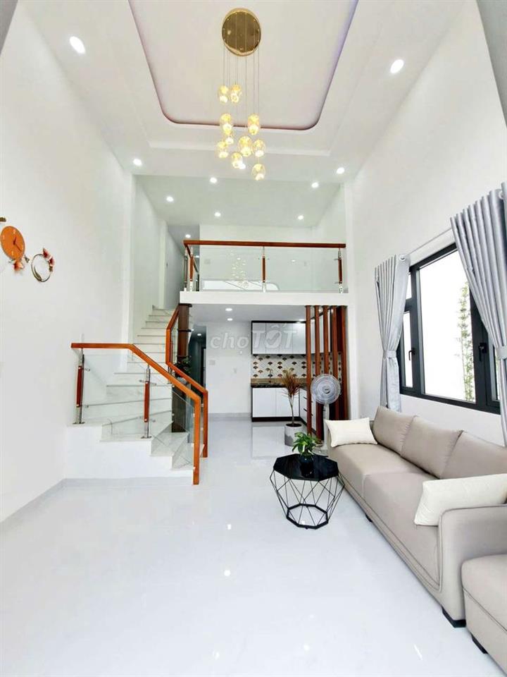 Giảm 200tr Bán Nhà Gác Đúc Đẹp 5x19m Đg Ô Tô Thông Gần Song Jành.