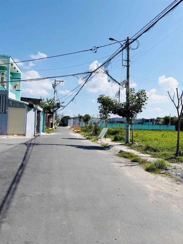 Bán Lô Đất 5x24m, Shr, MT XTT 20 Cách Phan Văn Hớn Chợ XTT 300m