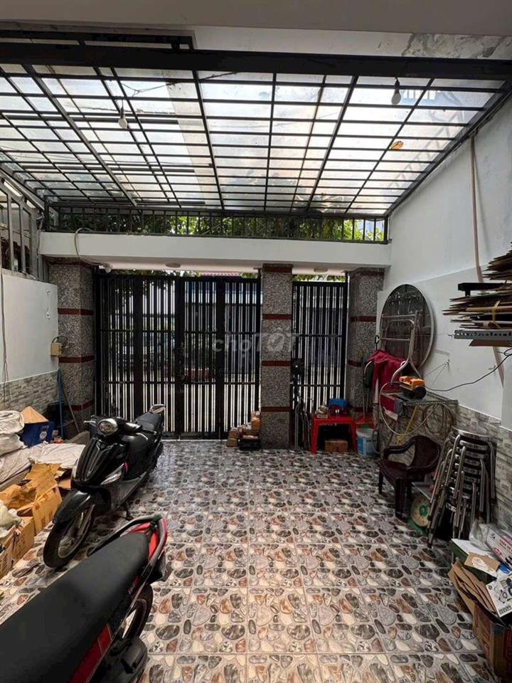 Nhà 1 Trệt 2 Lầu MT Nhựa 8m Trong KDC Đại Hải Cách Pham Văn Hớn 250m.