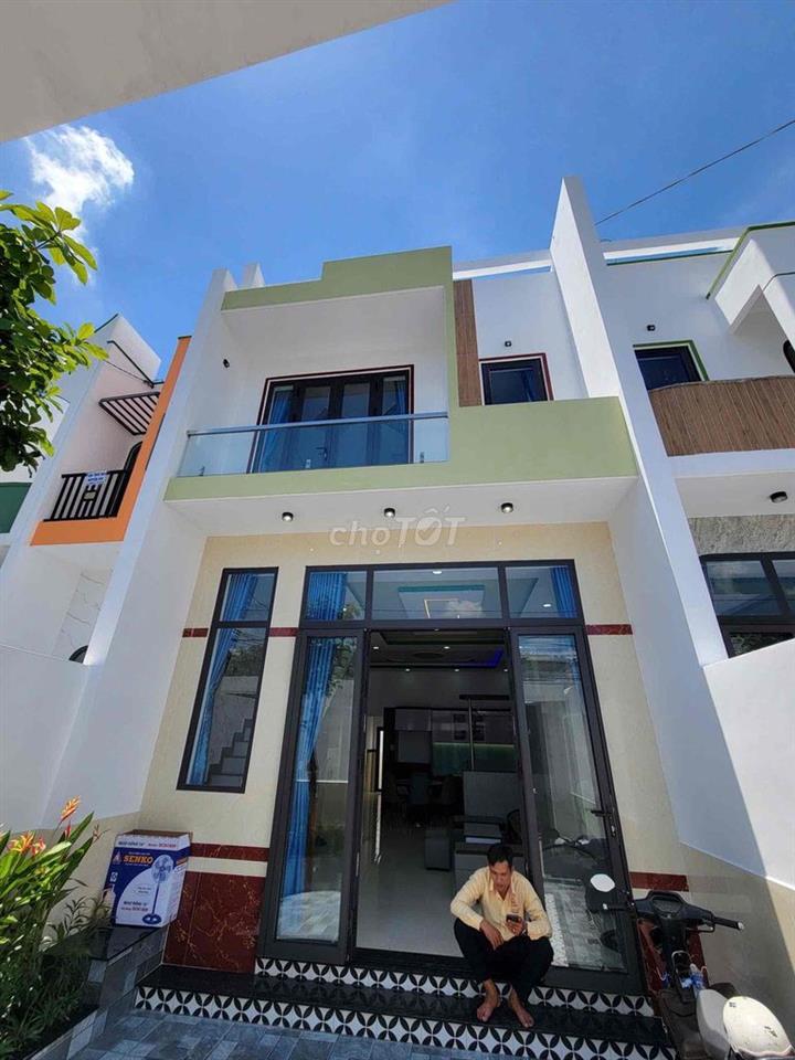Không cần quảng cáo nhiều, căn nhà tự nói lên giá trị.