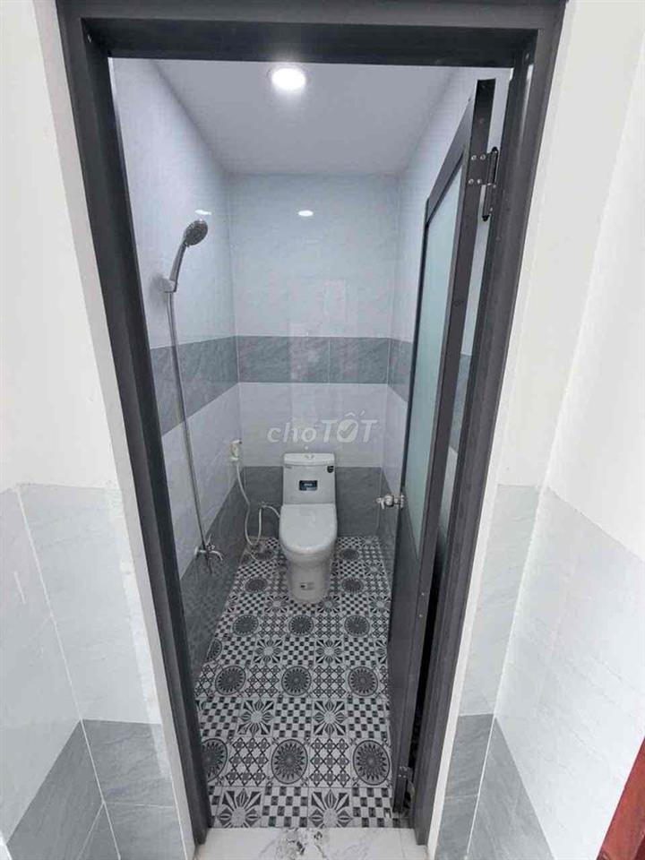 NHÀ SHR HÓC NGAY CHỢ