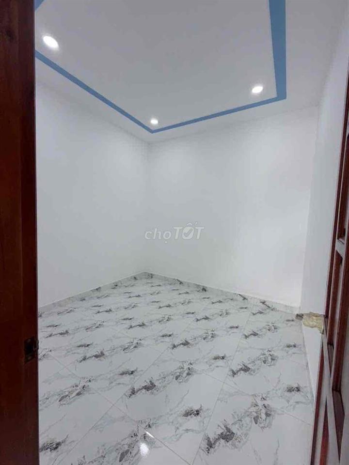 NHÀ SHR HÓC NGAY CHỢ