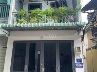nhà đẹp trung tâm Hóc Môn