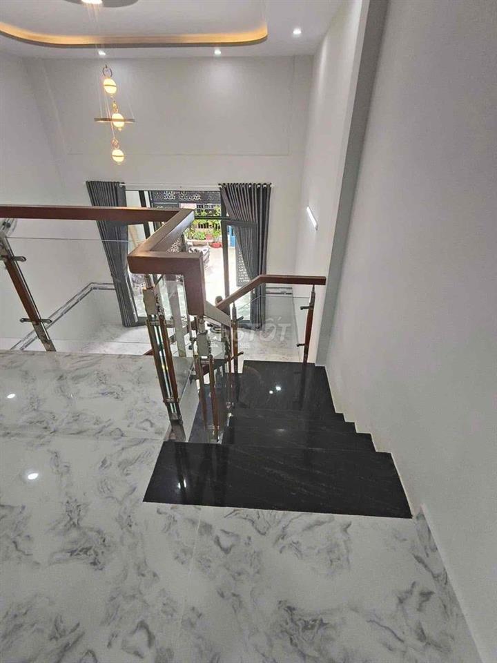 Nhà Sổ Đỏ Riêng 5x16m, 3PN, Trung Đông 7, Hóc Môn