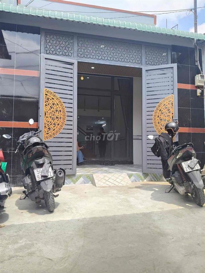 Nhà Sổ Đỏ Riêng 5x16m, 3PN, Trung Đông 7, Hóc Môn