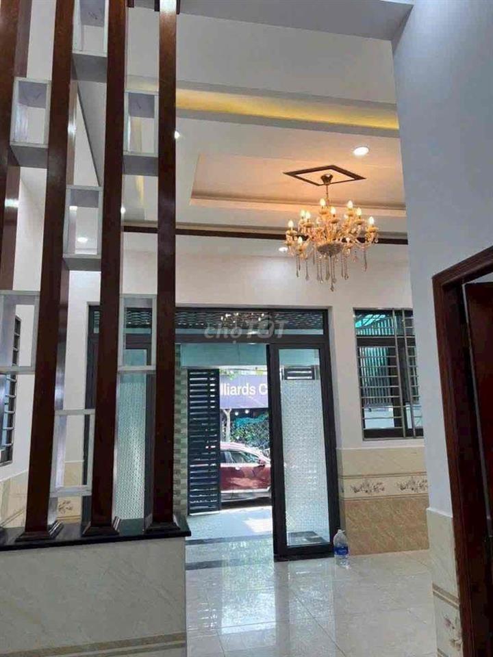 🏡 Lô Góc 2 Mặt Tiền Đặng Thúc Vịnh 5.5x18m Chỉ 3.5 Tỷ