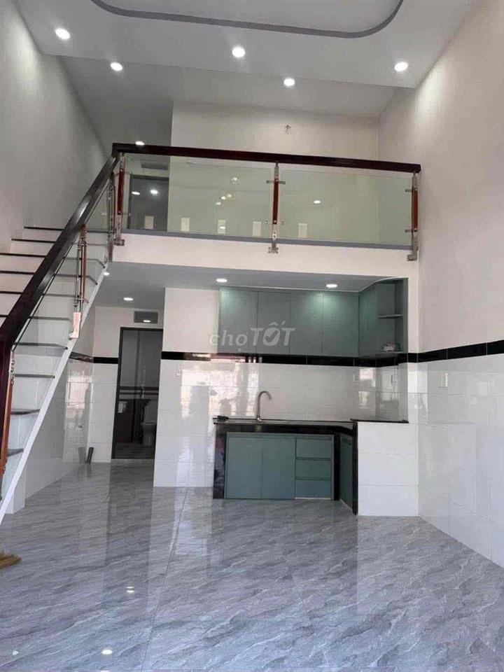 BÁN NHÀ MẶT TIỀN ĐƯỜNG LÊ LỢI. THỊ TRẤN HÓC MÔN