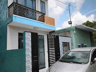 BÁN NHÀ NGAY SAU TRƯỜNG TRUNG CẤP BÁCH NGHỆ HÓC MÔN. SỔ HỒNG RIÊNG