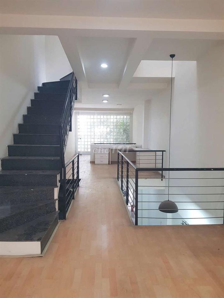 Nhà 5x25 Phan Văn Hớn Vô Xíu, Ngay Coopmart