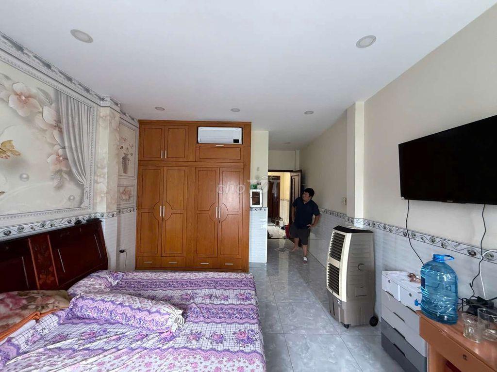 Nhà Đẹp 1 Trệt 3 Lầu Mặt Tiền Song Hành