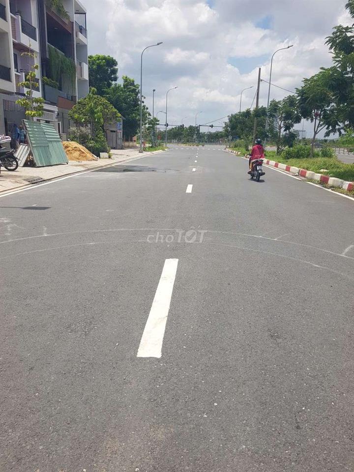 Nhà 5x20 Ngay Công Viên Thuận Kiều, Mới 100%