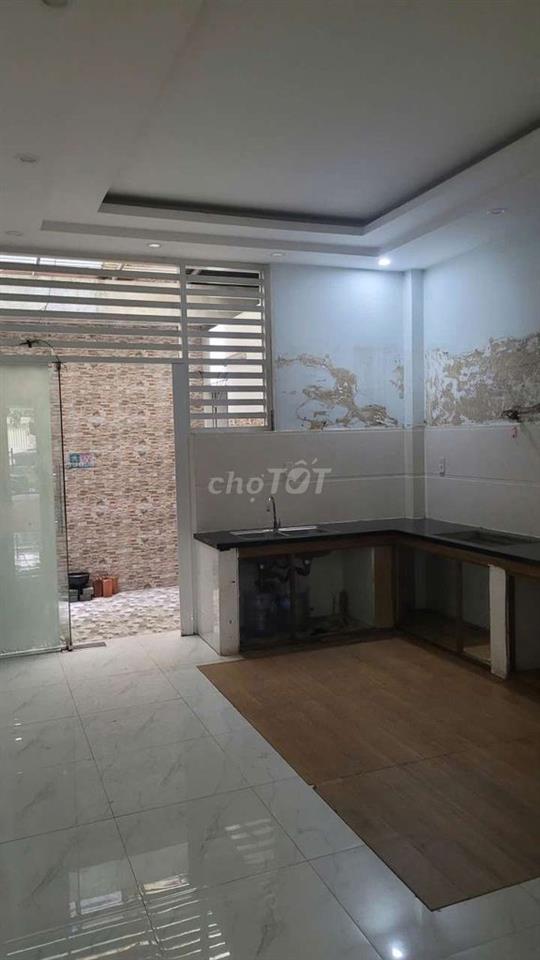 Nhà Đẹp Đối Diện Công Viên An Sương