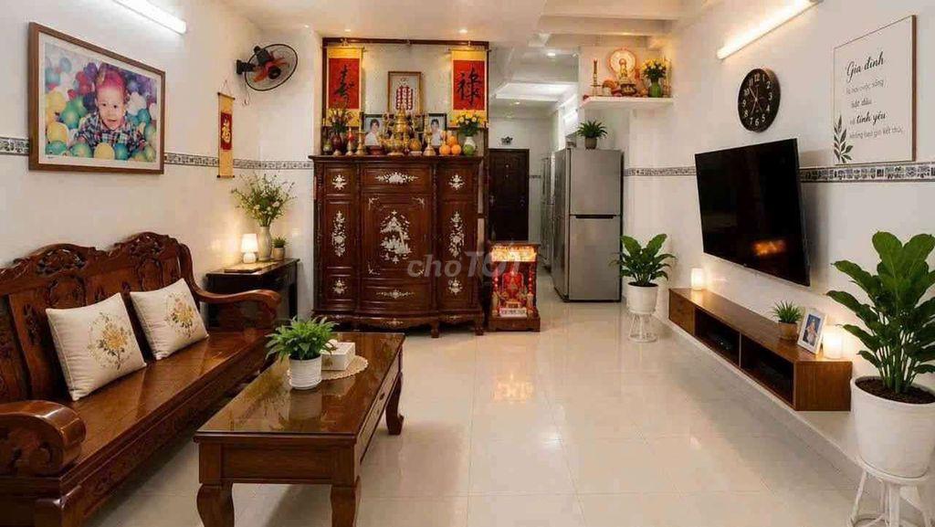 NHÀ XẸC 1 CĂN RA MẶT TIỀN LỚN . 56M2 , 2 LẦU , 4TỶ 150 CÒN TL 