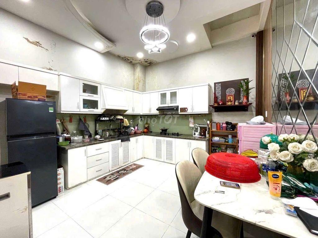NHÀ BÁN THẠNH XUÂN QUẬN 12, DT 53.3 M2 , ĐANG CHO THUÊ 10TR / THÁNG 