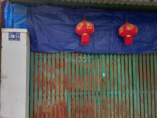 NHÀ MẶT TIỀN ĐƯỜNG , GẦN CHỢ, TRƯỜNG HỌC, TRẠM Y TẾ, ỦY BAN,...