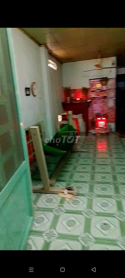 NHÀ MẶT TIỀN ĐƯỜNG , GẦN CHỢ, TRƯỜNG HỌC, TRẠM Y TẾ, ỦY BAN,...