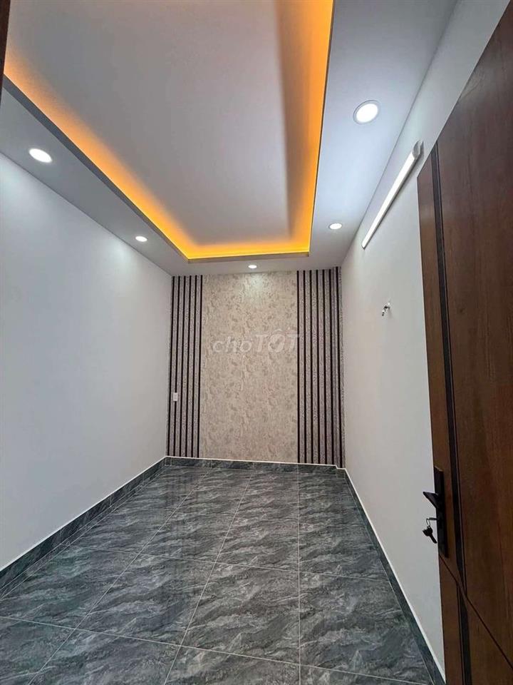 Chính chủ cần bán nhà 5m x 20m đường Xuân Thới Sơn 20