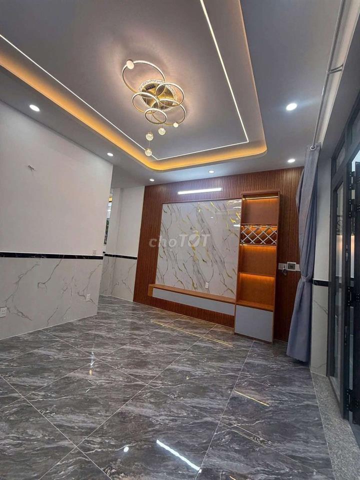 Chính chủ cần bán nhà 6.7m x 21m ấp 5 Xuân Thới Thượng
