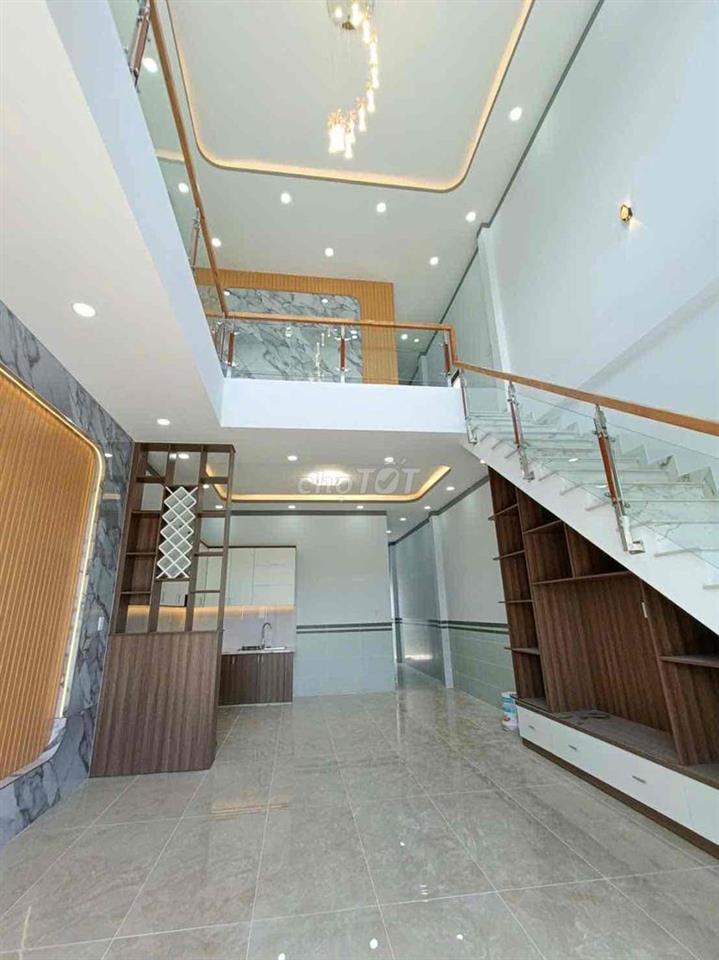 Siêu Phẩm Nhà Phố Cao Cấp ! Mặt Tiền Đường XTT20