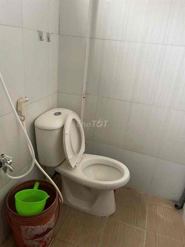 Cho thuê nhà gần chợ bà điểm