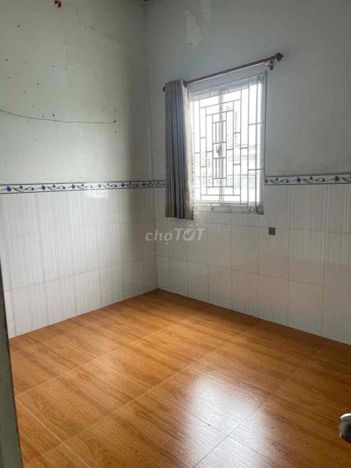 Cho thuê nhà gần chợ bà điểm