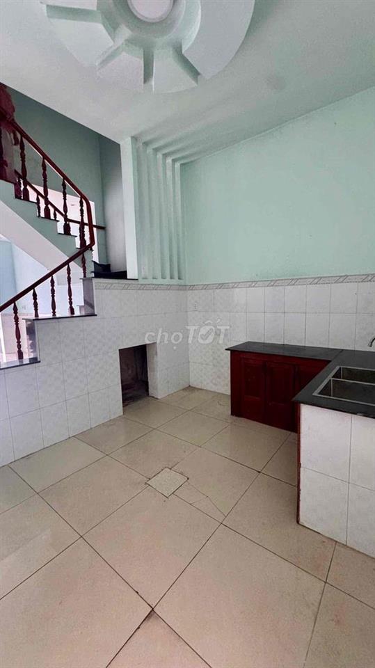 Cho thuê nhà ấp 7 xtt gần chợ đại hải