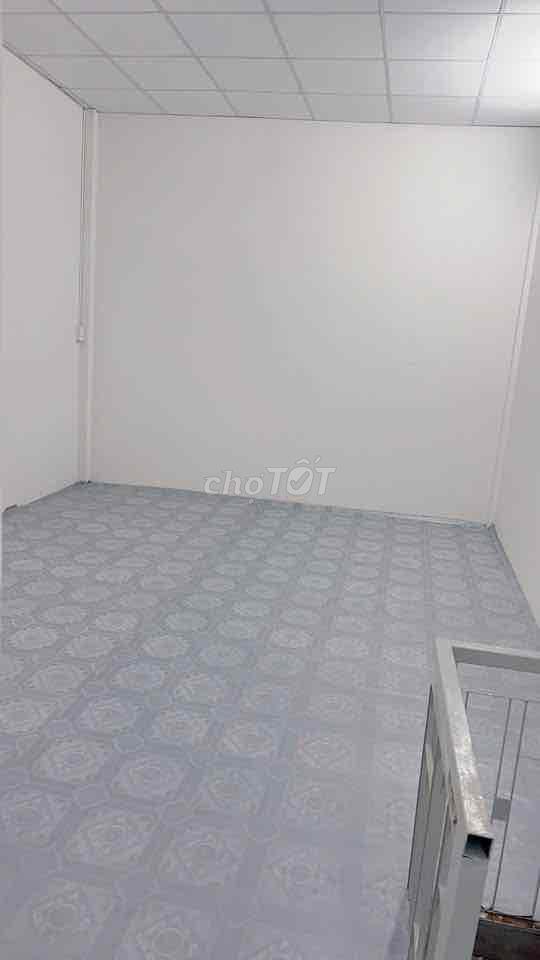 cho thuê kho xưởng sạch sẽ Bà điểm