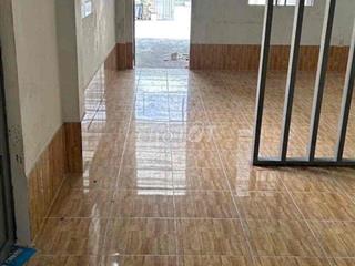 cho thuê nhà có sân rộng bà điểm