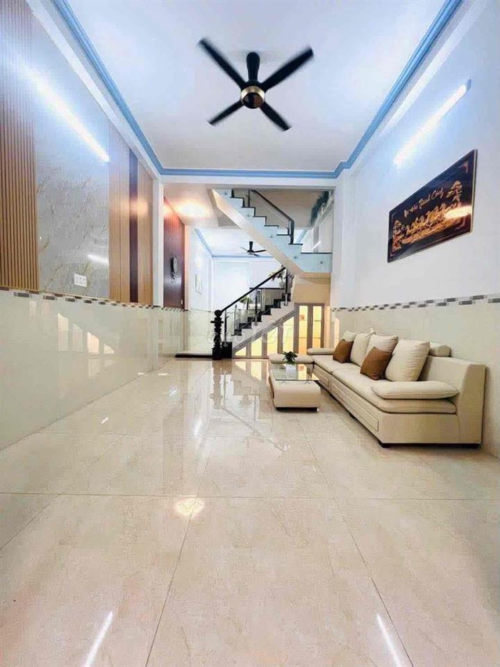 🏠. Bà Điểm , Bán nhà SHR giá 5 tỷ890tr tl .  🏠. Dt : 4 x16m , xây 1 tr