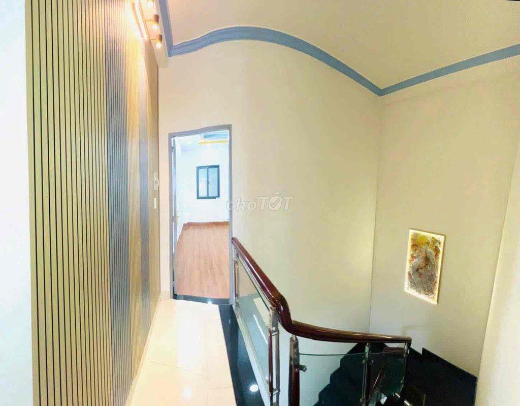 🏠. Bà Điểm , Bán nhà SHR giá 5 tỷ890tr tl .  🏠. Dt : 4 x16m , xây 1 tr