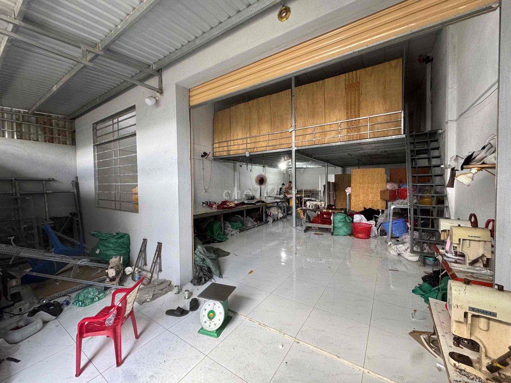 Cho thuê xưởng bà điểm. Đường tải lớn thông