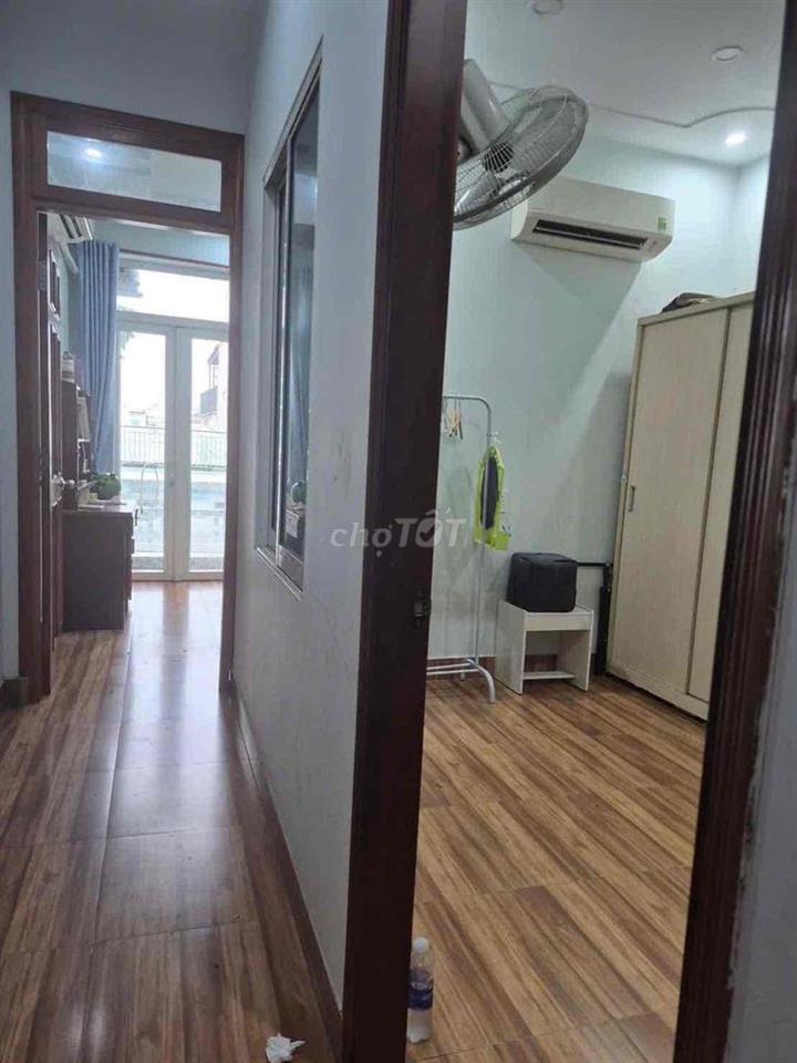 CHO THUÊ NHÀ FULL NỘI THẤT - BÀ ĐIỂM - HÓC MÔN Ngang 4m dài 15m trệt 2
