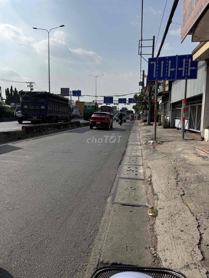 BÁN NHÀ MT QUỐC LỘ 22