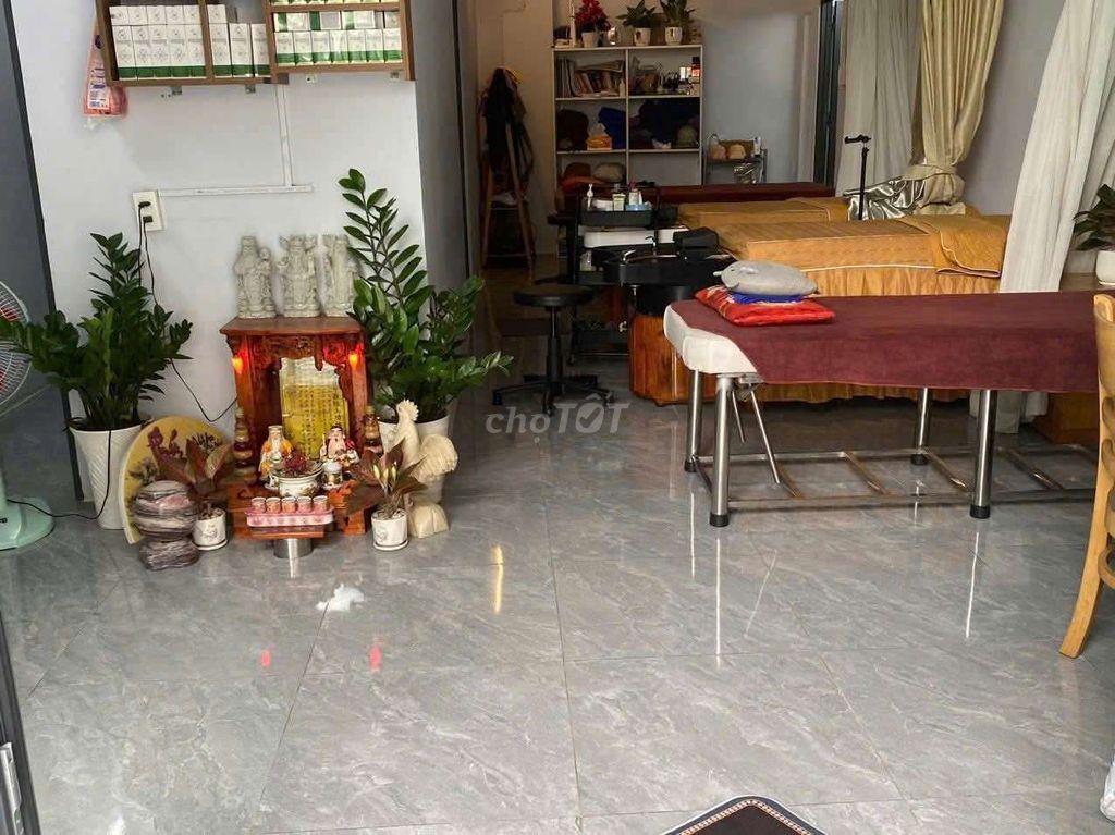 Nhà sổ hồng bề ngang rộng đường thông 