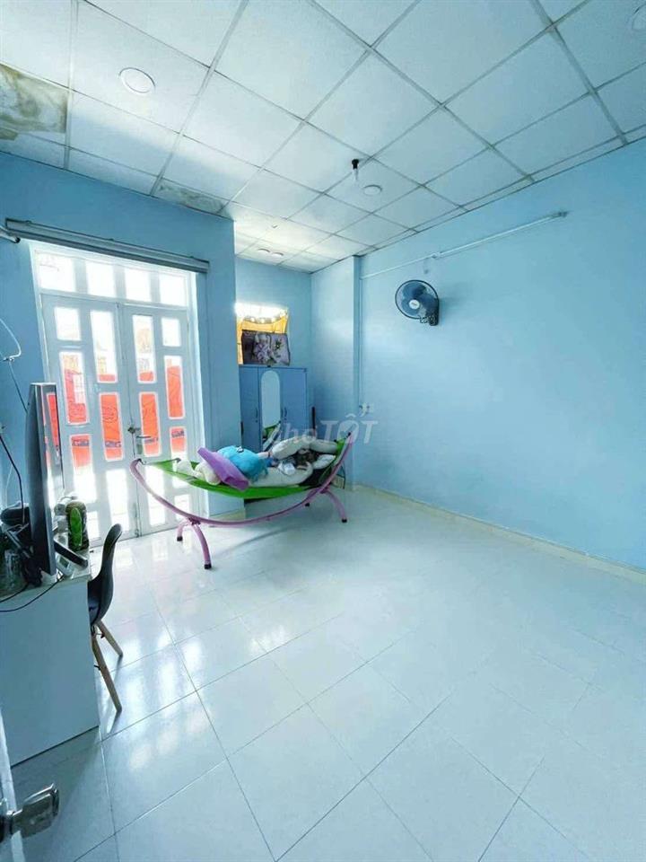 Nhà sổ hồng bà điểm đông lân