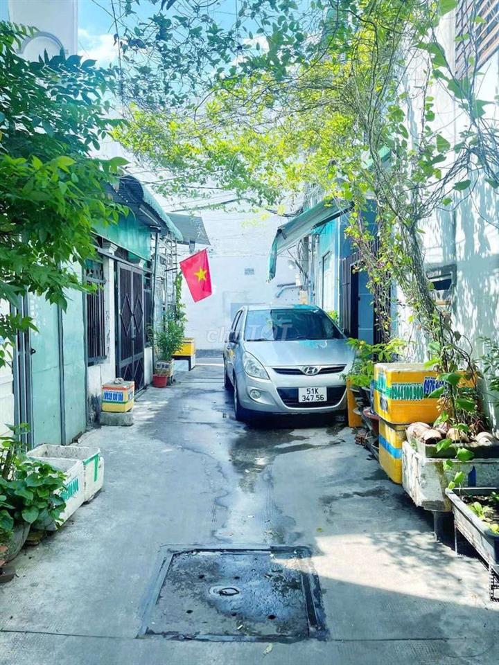 Nhà sổ hồng bà điểm đông lân