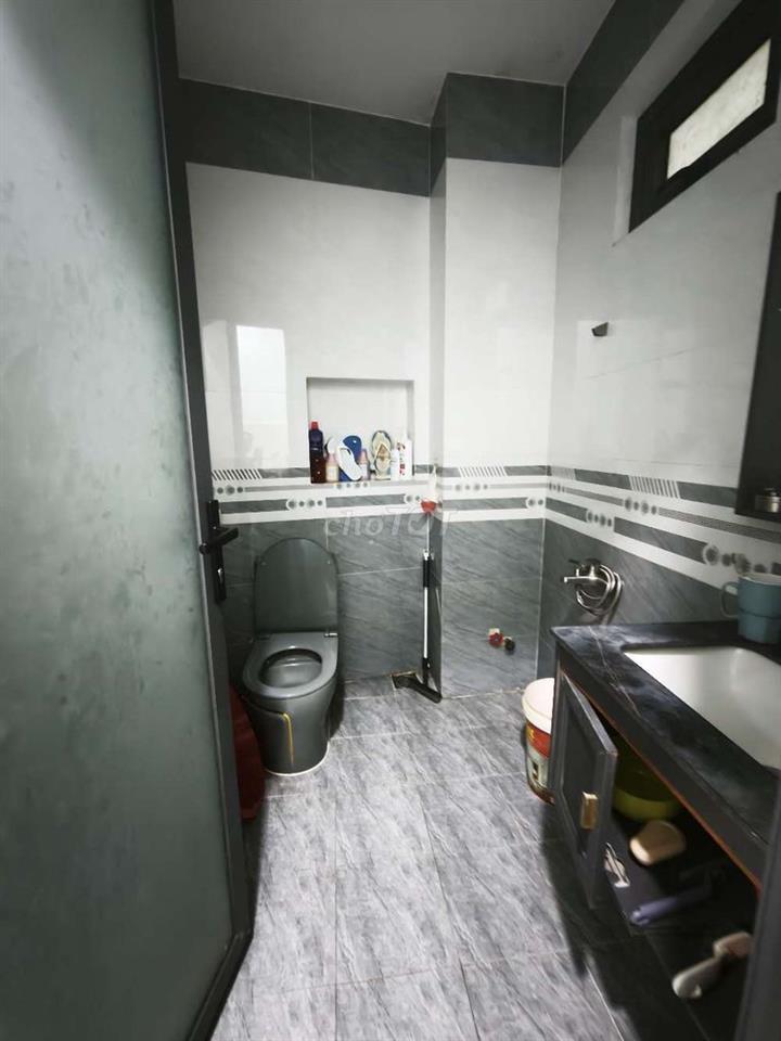 Nhà được giữ sổ chính chung 2 căn