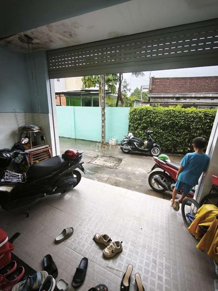 Nhà được giữ sổ chính chung 2 căn