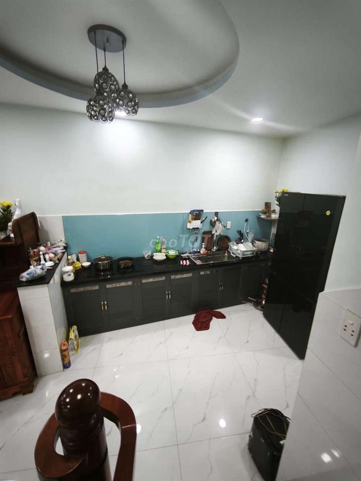 Nhà được giữ sổ chính chung 2 căn