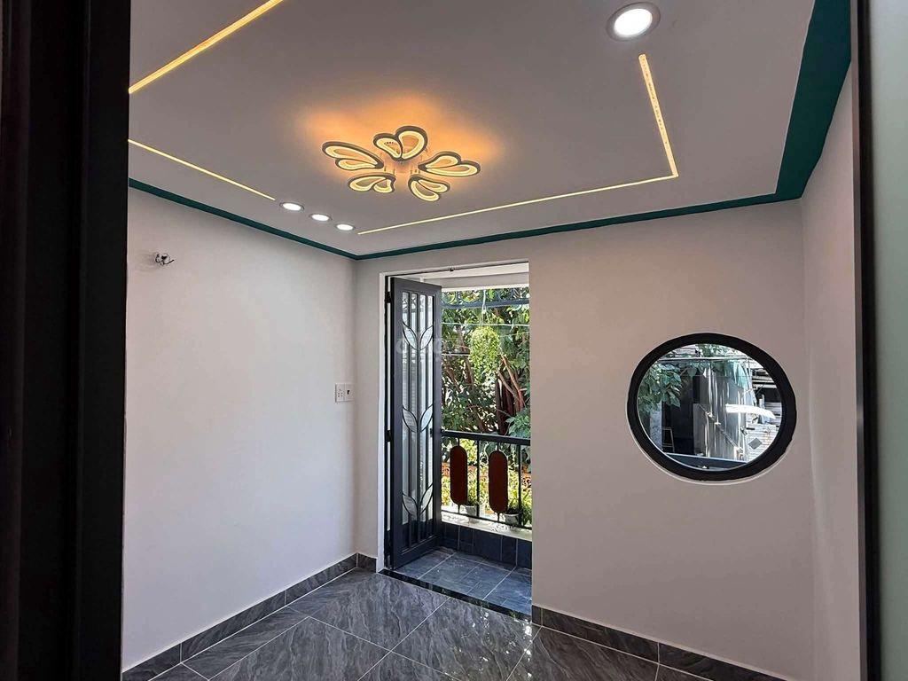 nhà mới hoàn thiện bà điểm 5